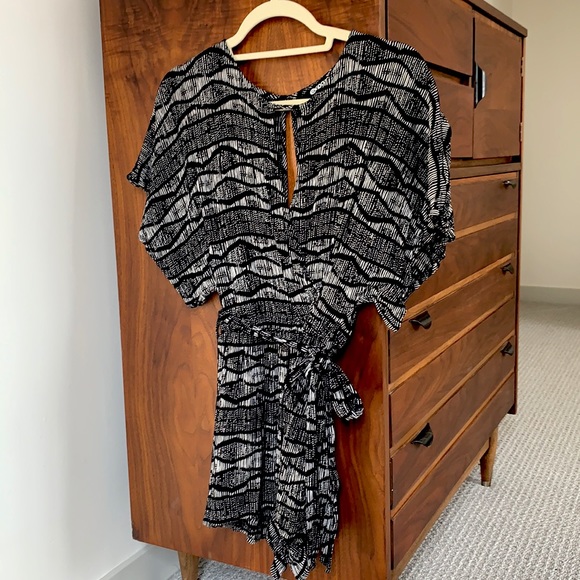 Ripcurl size small romper - Picture 1 of 4